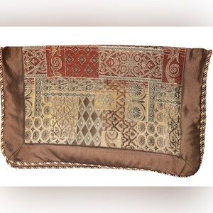 Set Is 2 King tapestry Pillow Shams With‎ Roping